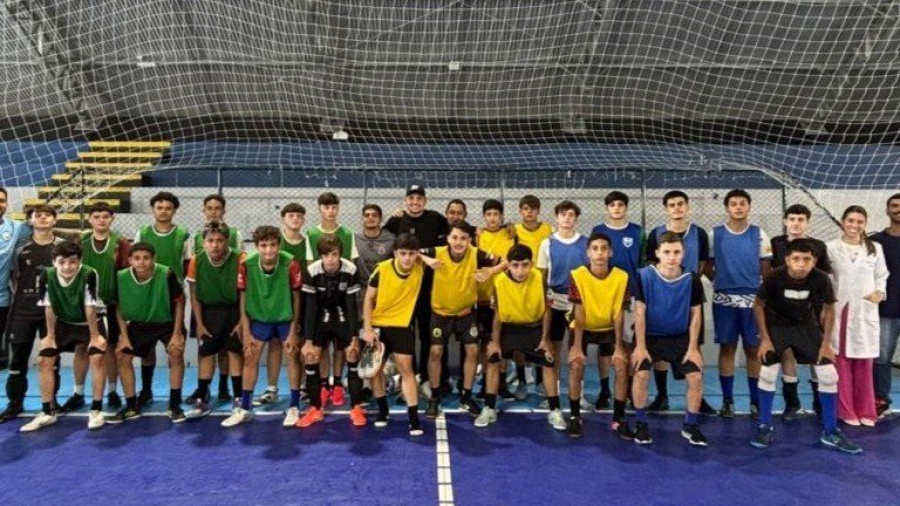 Projeto Alto Rendimento Futsal realiza seletiva para jovens atletas em Governador Celso Ramos.