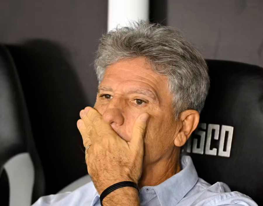 Renato Gaúcho balança no cargo e Vasco avalia futuro do treinador