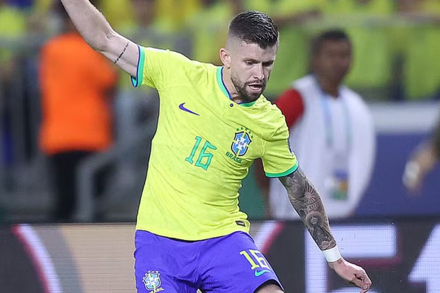 Ajax encaminha contratação de Caio Henrique por 10 milhões de euros