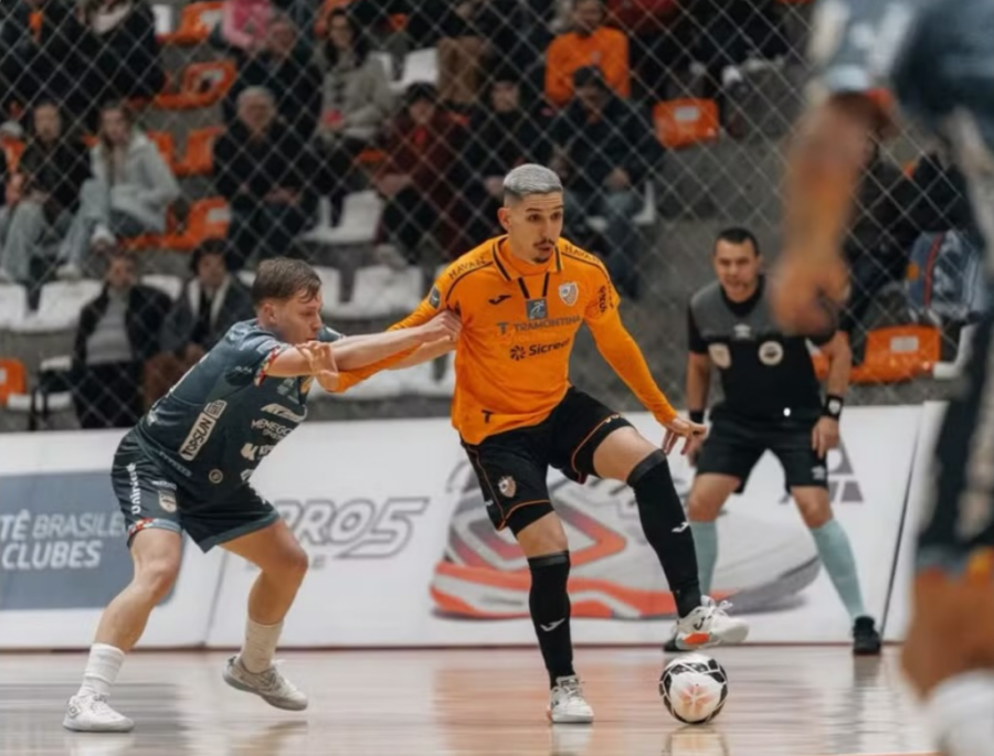 ACBF vence o Jaraguá de virada nos segundos finais pela Liga Nacional de Futsal