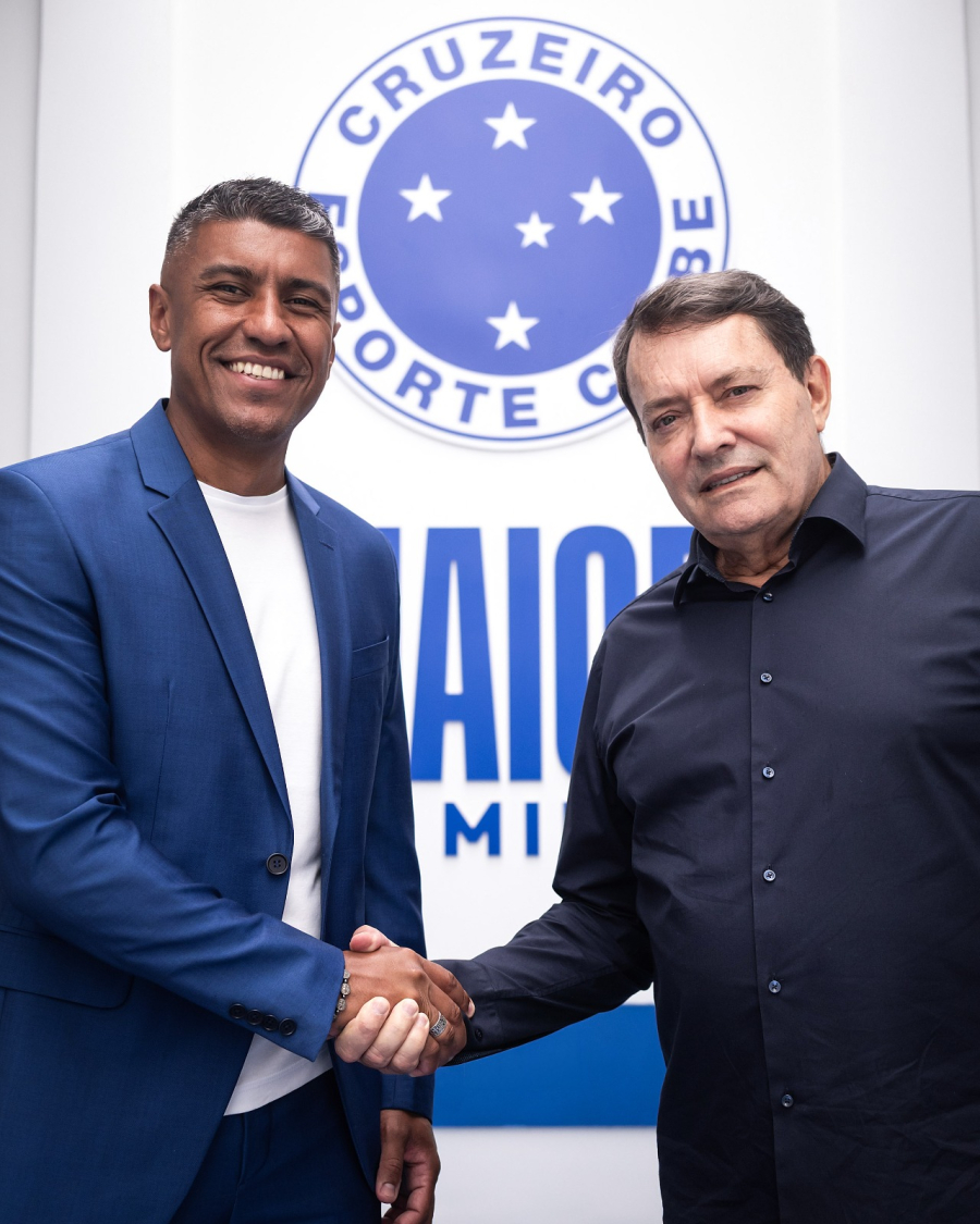 Paulinho chega à Toca da Raposa II e inicia trabalho como dirigente do Cruzeiro